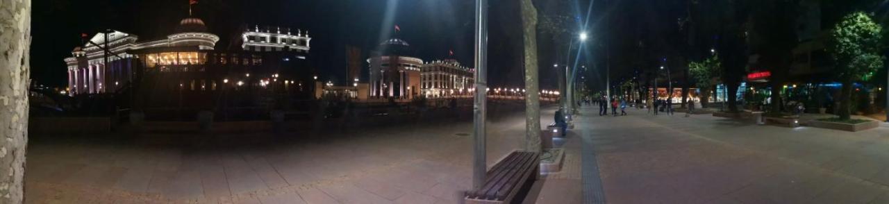 Calla 5 Apartment - Main Square, In The City Shopping Center - Parking Slot With Security And Video Camera Skopje Esterno foto
