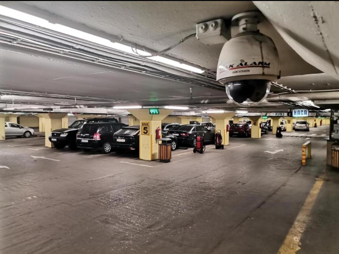 Calla 5 Apartment - Main Square, In The City Shopping Center - Parking Slot With Security And Video Camera Skopje Esterno foto