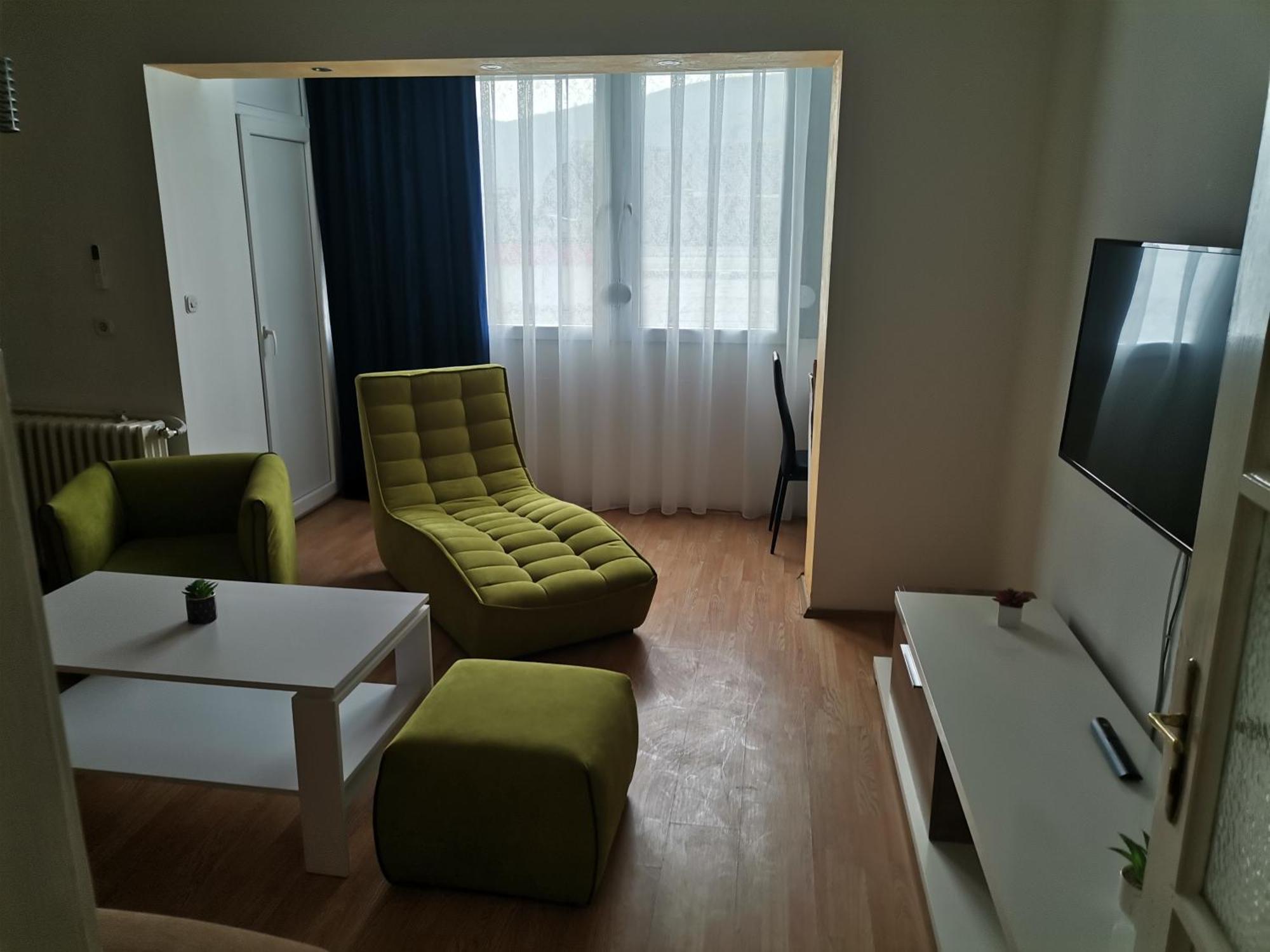Calla 5 Apartment - Main Square, In The City Shopping Center - Parking Slot With Security And Video Camera Skopje Esterno foto