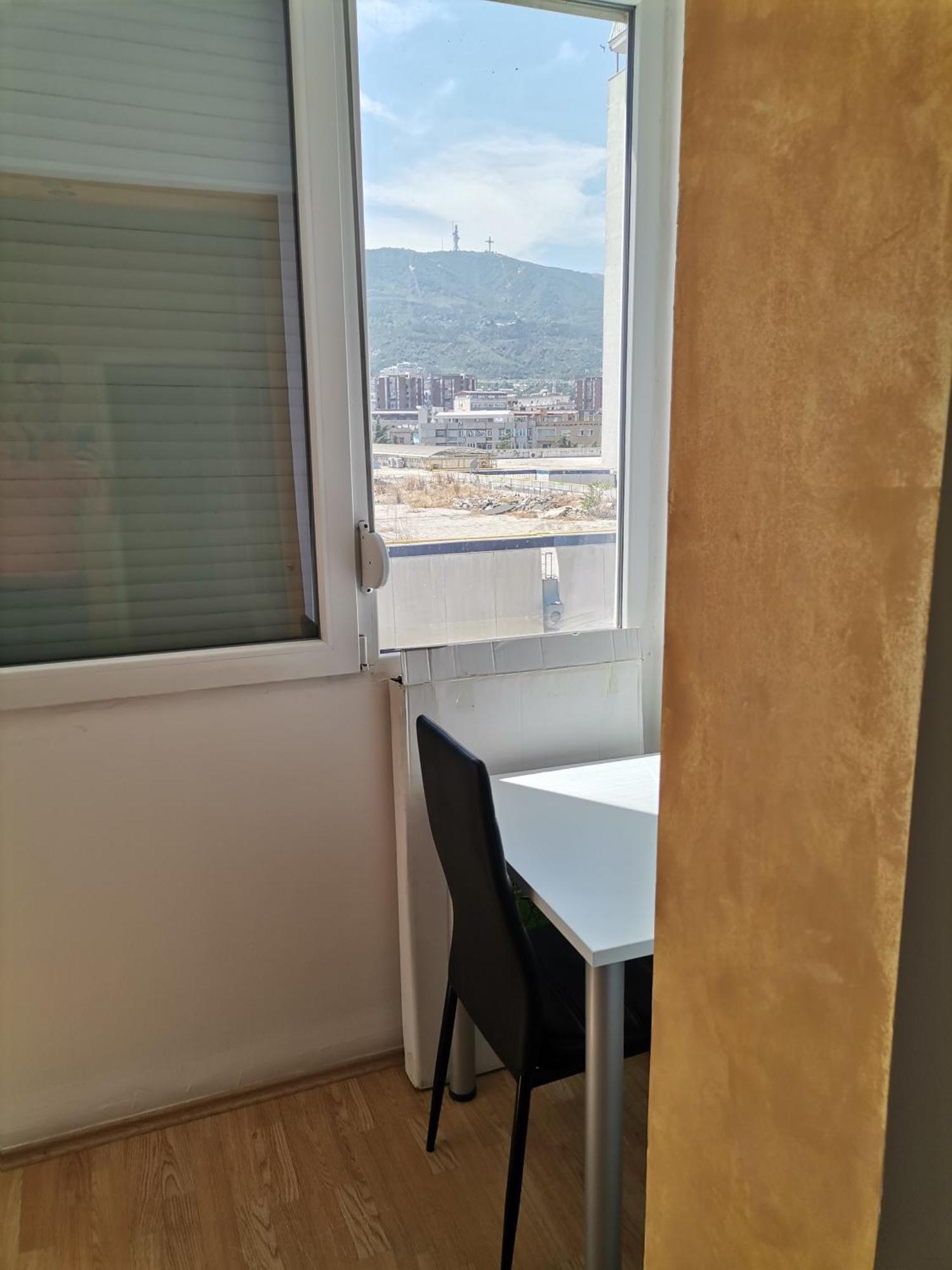 Calla 5 Apartment - Main Square, In The City Shopping Center - Parking Slot With Security And Video Camera Skopje Esterno foto