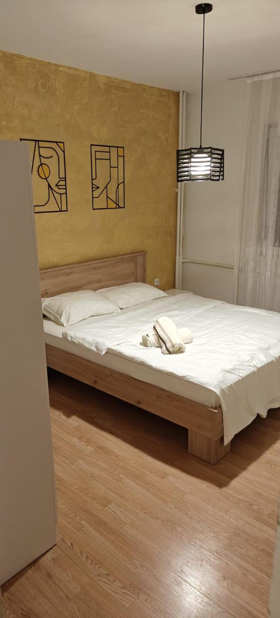 Calla 5 Apartment - Main Square, In The City Shopping Center - Parking Slot With Security And Video Camera Skopje Esterno foto