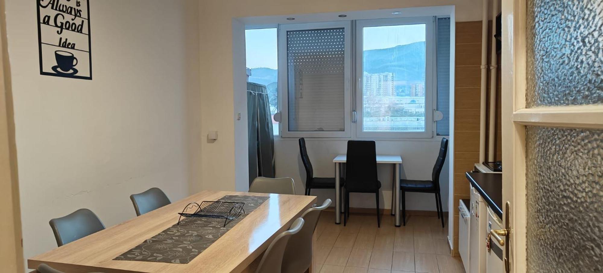 Calla 5 Apartment - Main Square, In The City Shopping Center - Parking Slot With Security And Video Camera Skopje Esterno foto